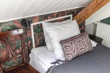 Rosenhill Bed & Breakfast