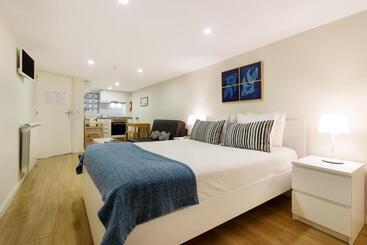 هاستل Fishtail Sea House