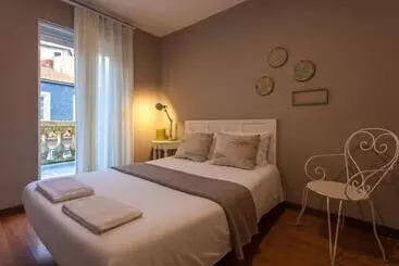 تختخواب و صبحانه Being Porto Hostel