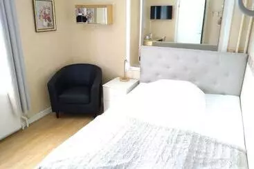 Hotel L Strandvillan B&b
