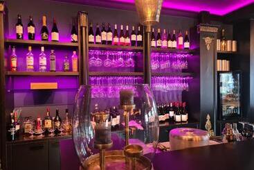 Boutique Hotel Opus One