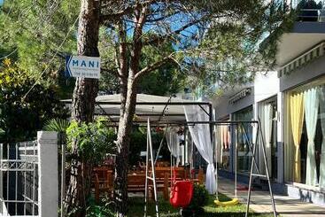 Bar Restorant Hotel “ Mani “