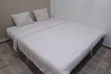 Hotelli Oyo 93892 Homestay Koe Syariah