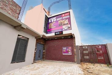 Hotel Oyo Kvs Guest House