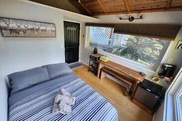 Bed and Breakfast Madeira Park Oceanview Suites