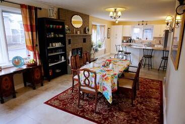 Bed & Breakfast Butterfly Manor