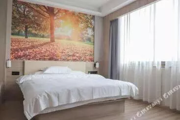 Starway Hotel Xuzhou Suning Square
