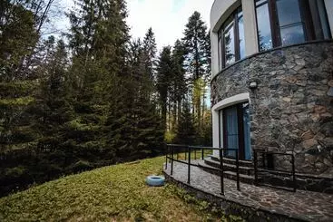تختخواب و صبحانه Villa Tom