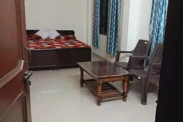 Hotelli Hills View Home Stay