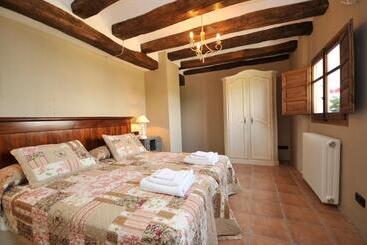 مبيت وإفطار Els Canterers