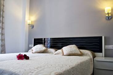 هتل Rural Orellana