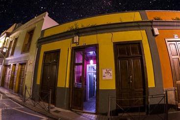 هاستل B&b La Laguna
