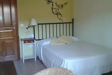 B&b Ra Tenaja