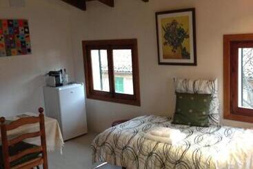Bed and Breakfast Allotjaments Serra De Tramuntana
