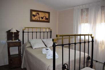 مبيت وإفطار Casa Rural Casa Queta