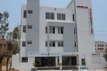 Hotel Rajmahal Inn
