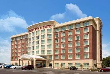 Drury Plaza Hotel Mt Vernon