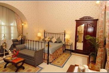 Gajner Palace Heritage By Hrh Group Of Hotels