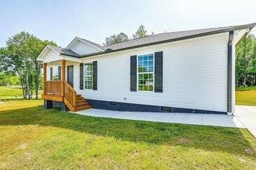 Landhus Secluded Guntersville Home Near Lake & Marinas!