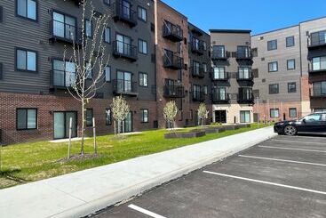 Barsala At The Monroe Apartments