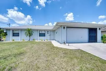 Vakantiehuisje Englewood Home W/ Saltwater Pool: 6 Mi To Beach!