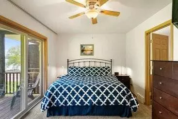 Motelli South Arm Retreats Combined 2br Lakeview