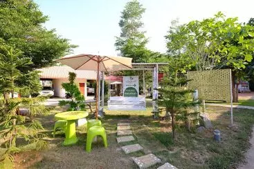 ホテル Prompong Resort Mukdahan