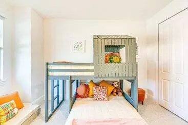 Mökkimajoitus Luxe Home In Punta Gorda W/ Pool: Canal Views!