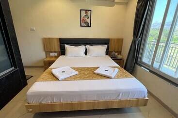 Riverain Valley Resort