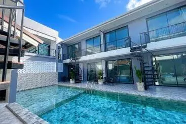Hotel Natthawan Pool Access