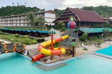 호텔 Sea Spring Resort