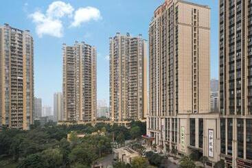 Vienna Hotel Chongqing West Station Southwesten Hospital