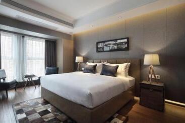 هتل Bloom Boutique