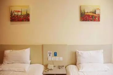 Hotel Hanting Express Shenyang Longemont Square