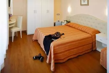 Hotel Plaza