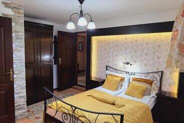 Pensiunea Dumbrăvița