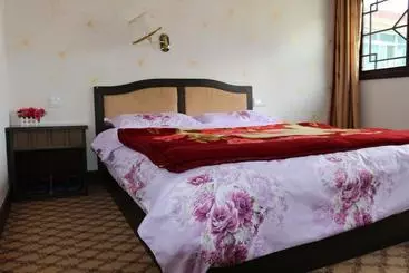 Ostello Shangajoy Seasons Inn