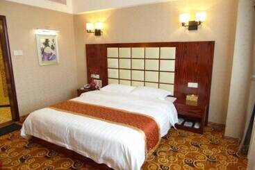 Otel Tianjin Jinma