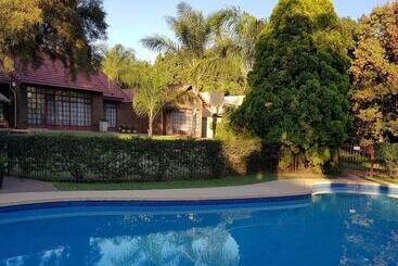 Pension Falling Feather Inn