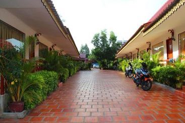 Pensjonat Reaksmey Meanrith Guesthouse And Residence