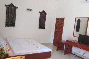 Pension Reaksmey Meanrith Guesthouse And Residence