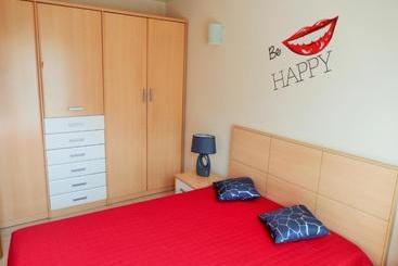 Apartment Mi Casa Fenals Family