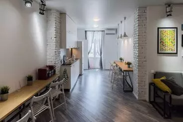Shukhov Hostel