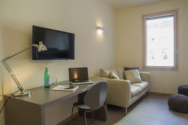 Apartment Erik Langer Pedrocchi Suites