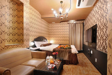 Hotel Chapel Coconuts Hirakata