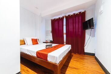 פנסיון Reddoorz @ Rosario Street Bacolod
