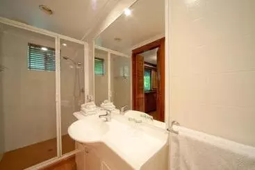 تختخواب و صبحانه Bed&Breakfast Whitsunday Moorings