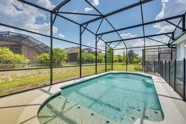 Dom wiejski 18 Mi To Disney: Davenport Home W/ Private Pool!