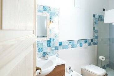 ホテル Domo Incantos