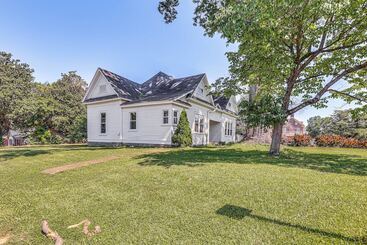 Gîte Rural Jackson Family Home ~ 5 Mi To Downtown!